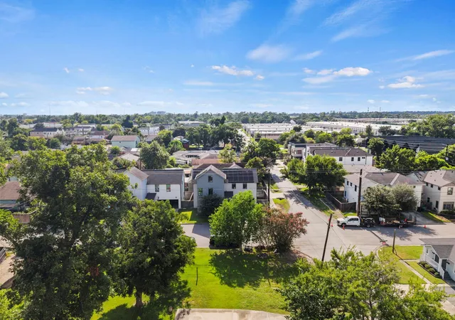 Photo 26 of Sale Pending at 3317 Arlington St, Houston, TX 77018 | MLS# 13150797 | Listing updated on 2026-10-07