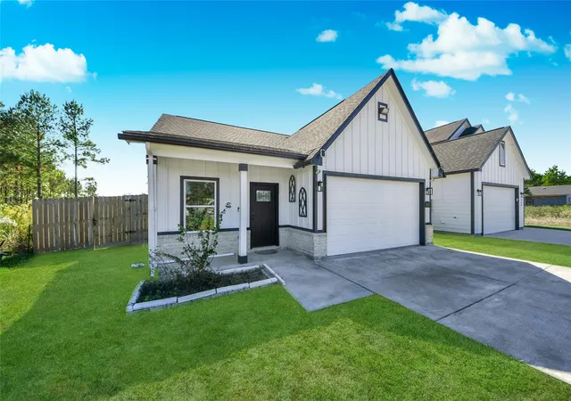 3rd image of 450 Road 5512, Cleveland, TX 77327 | MLS# 57317852