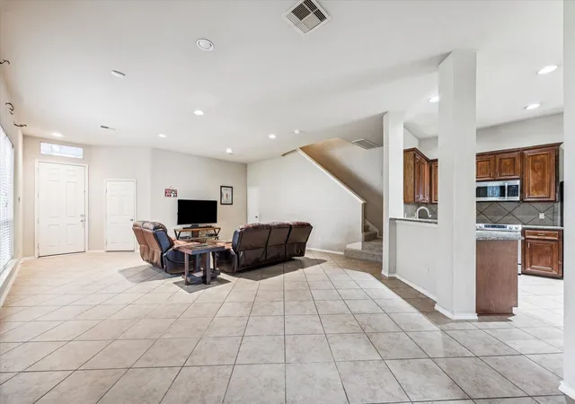 Photo 3 of Sale Pending at 14906 Tuttle Point Dr, Houston, TX 77082 | MLS# 79523481 | Listing updated on 2026-08-18