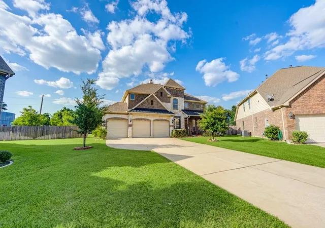 4th image of 22822 Alderdale Ln, Tomball, TX 77375 | MLS# 63588879