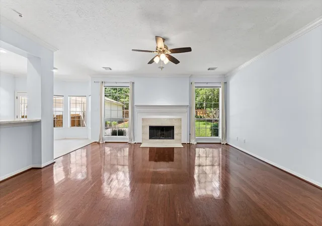 4th image of 92 W Sandalbranch Cir, Spring, TX 77382 | MLS# 78340763