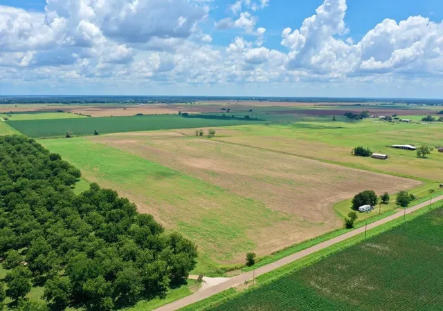 3rd image of 2523 S Cr 267, Elm Grove, TX 77434 | MLS# 50909939