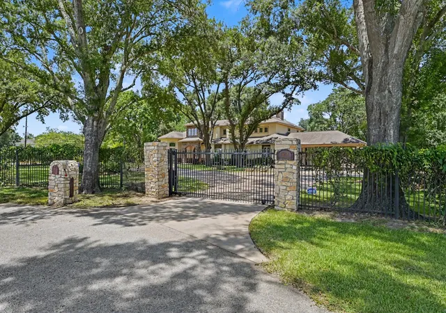 Photo 3 of Single family home for sale at 16218 Barklea Rd, Cypress, TX 77429 | MLS# 89569357 | Listing updated on 2026-09-20