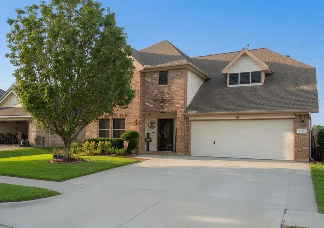 Photo 2 of Single family home for sale at 2301 Zavalla Dr, Deer Park, TX 77536 | MLS# 22352343 | Listing updated on 2026-10-03