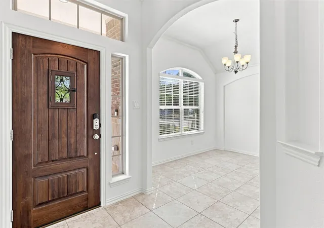 5th image of 637 Maple Point Dr E, Conroe, TX 77301 | MLS# 37470913