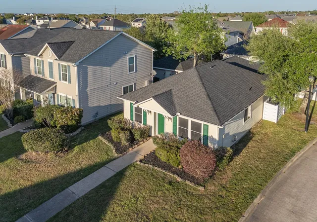Photo 3 of Single family home for sale at 20727 Patriot Park Ln, Katy, TX 77449 | MLS# 12033506 | Listing updated on 2026-09-13