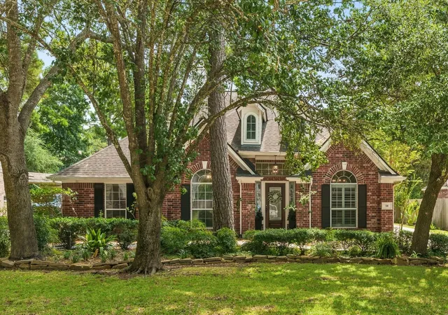 1st image of 14 Taupewood Pl, Conroe, TX 77384 | MLS# 90143394