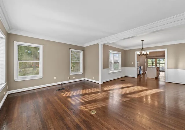 Photo 4 of Single family home for sale at 6733 Sylvan Rd, Houston, TX 77023 | MLS# 3523903 | Listing updated on 2026-09-20