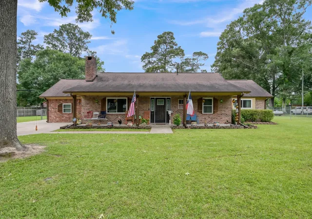 1st image of 811 County Road 2267, Cleveland, TX 77327 | MLS# 89952857
