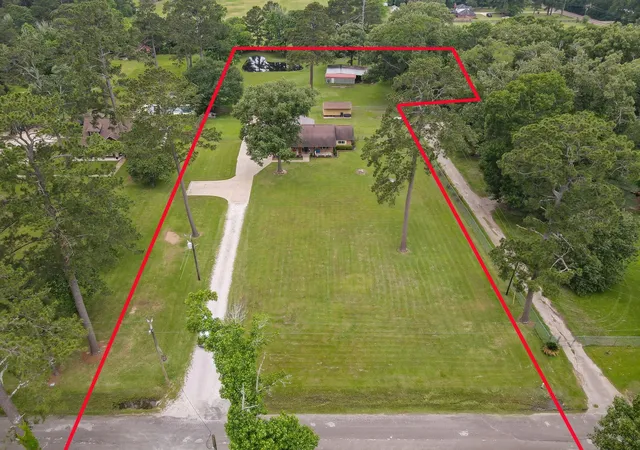 2nd image of 811 County Road 2267, Cleveland, TX 77327 | MLS# 89952857