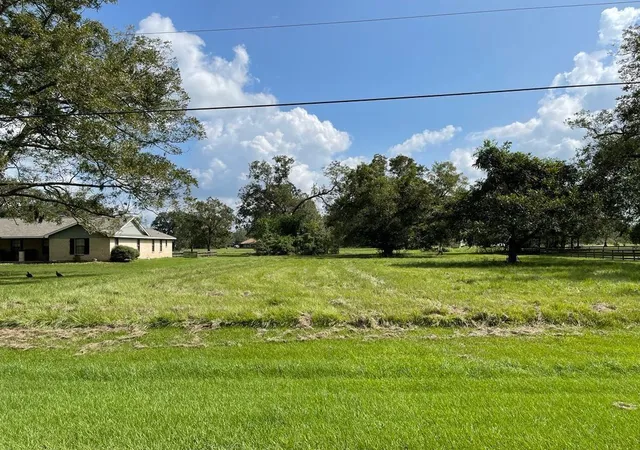 Photo 3 of Land for sale at 317 Wagon Wheel Trl, Angleton, TX 77515 | MLS# 86022809 | Listing updated on 2026-04-17