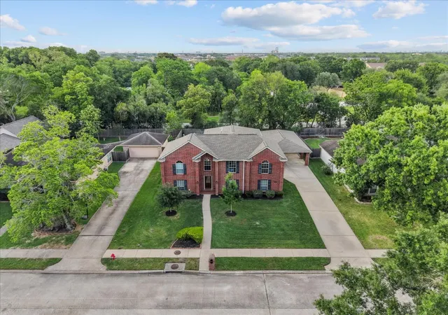1st image of 2112 Indian Blanket Dr, League City, TX 77573 | MLS# 73998331