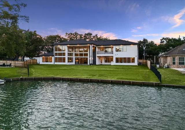 4th image of 302 Piedmont St, Sugar Land, TX 77478 | MLS# 22714843