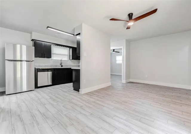 Photo 4 of Single family home for sale at 14810 Elmtex Dr, Humble, TX 77396 | MLS# 48972706 | Listing updated on 2026-07-21