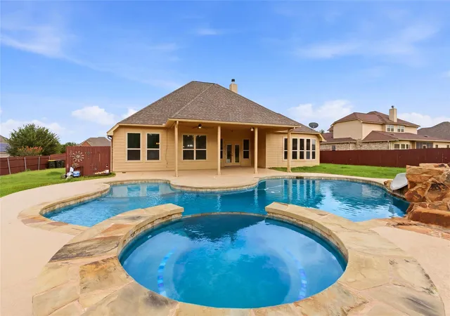 image of 10521 Keli Wy, Schertz, TX 78154 | MLS# 92397311