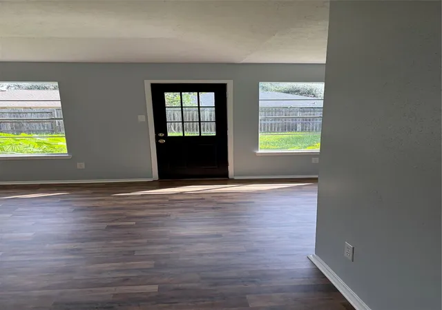 Photo 4 of Single family home for sale at 5827 Skewen St, Humble, TX 77346 | MLS# 46817957 | Listing updated on 2026-09-20