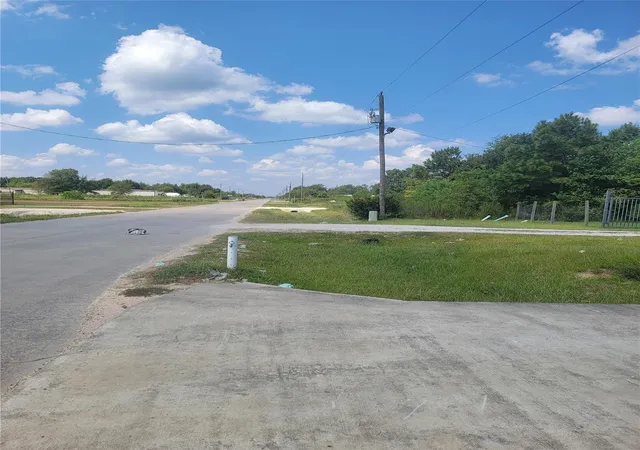 Photo 3 of Land for sale at 1141 County Rd 3556, Cleveland, TX 77327 | MLS# 29491769 | Listing updated on 2026-09-08
