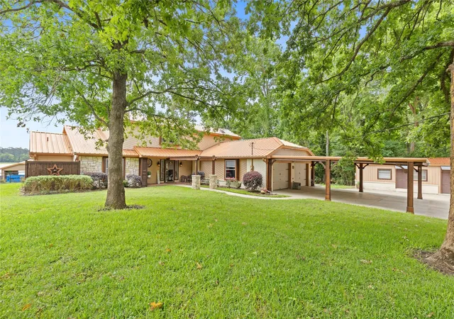 2nd image of 56 Magnolia Dr, Huntsville, TX 77340 | MLS# 74176997