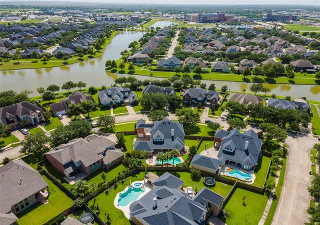 3rd image of 2579 Costa Mesa Cir, League City, TX 77573 | MLS# 57507607