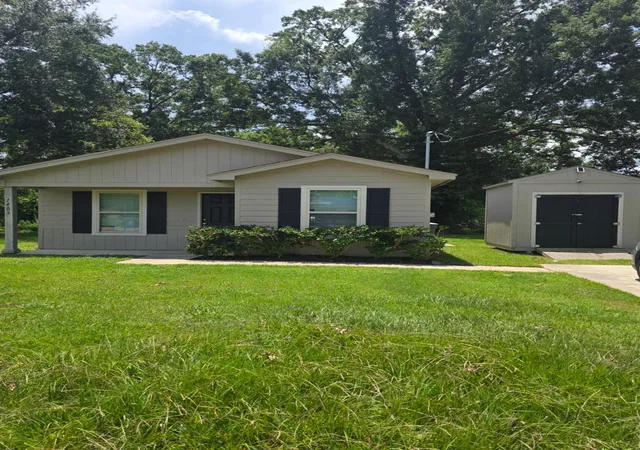 Photo 2 of Sale Pending at 1403 W Virginia St, Beaumont, TX 77705 | MLS# 13501479 | Listing updated on 2026-09-21