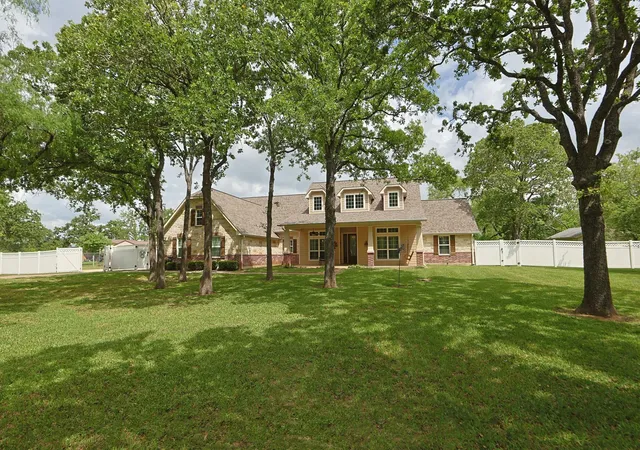 Homes for sale in Hempstead, TX | 101 Pin Oak Ln, Hempstead, TX 77445 | MLS# 15615095