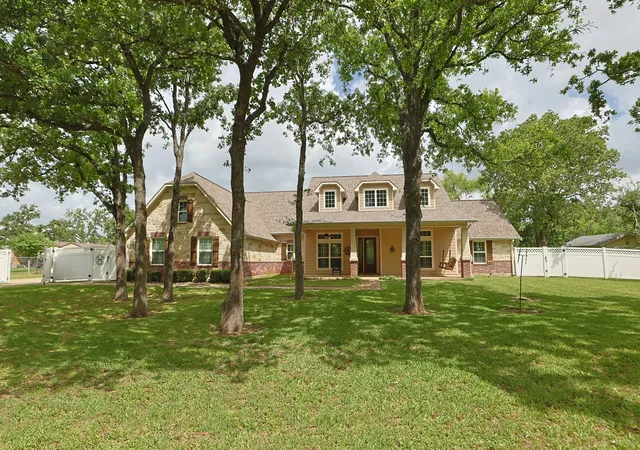 Homes for sale in Hempstead, TX | 101 Pin Oak Ln, Hempstead, TX 77445 | MLS# 15615095