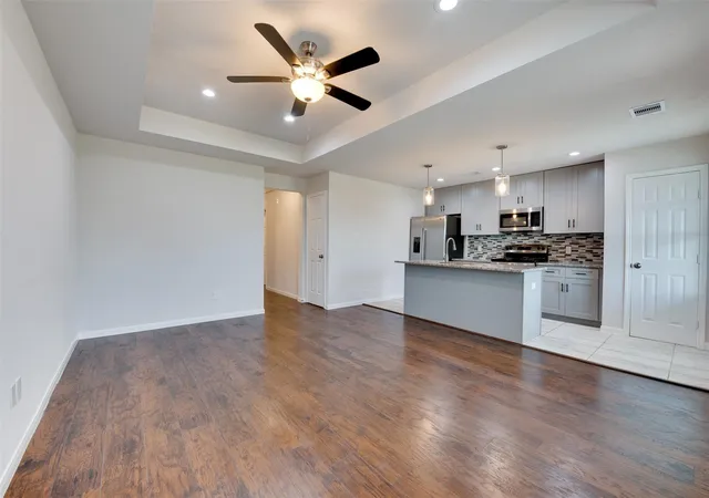 Photo 4 of Multi family home for sale at 5405 Groveton St, Houston, TX 77033 | MLS# 76590018 | Listing updated on 2026-08-28