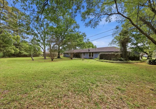 Homes for sale in Orange, TX | 3010 Kelley Street, Orange, TX 77630 | MLS# 33645962