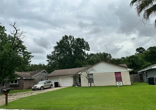 1st image of 8602 Banting St, Houston, TX 77078 | MLS# 97955848