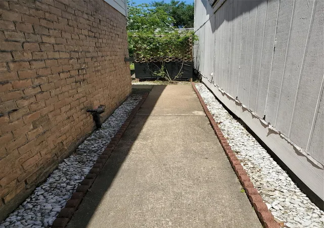 Photo 2 of Sale Pending at 4430 Wildacres Dr, Houston, TX 77072 | MLS# 80428367 | Listing updated on 2026-08-31