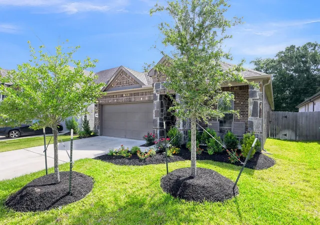 Photo 2 of Single family home for sale at 25808 Rugosa Dr, Magnolia, TX 77355 | MLS# 77121572 | Listing updated on 2026-07-11