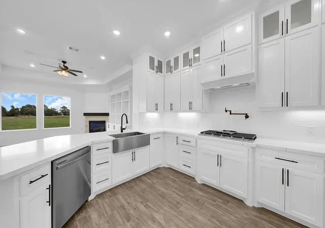 4th image of 13015 Willow Dr, Needville, TX 77461 | MLS# 25393290