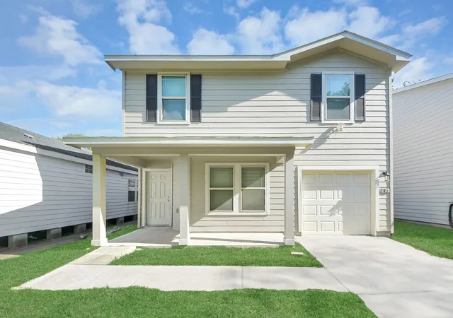 1st image of 606 Travis St, Baytown, TX 77520 | MLS# 94398604