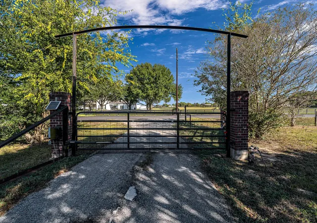 5th image of 32601 Rogers Road, Fulshear, TX 77441 | MLS# 27719052