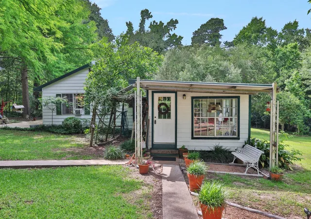 Photo 2 of Single family home for sale at 211 Fm 224 Rd, Coldspring, TX 77331 | MLS# 73011288 | Listing updated on 2026-09-01