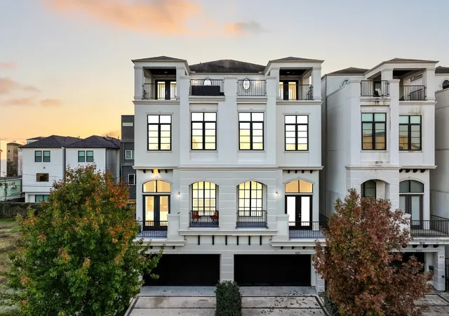 1st image of 503 W Clay St, Houston, TX 77019 | MLS# 93173779
