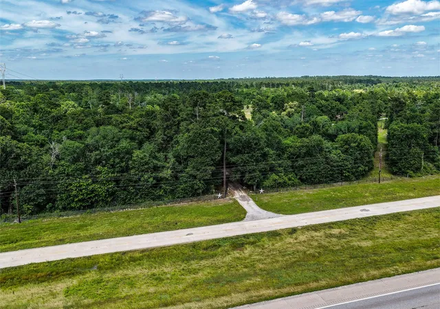 Photo 4 of Land for sale at 1726 I 45 N, Huntsville, TX 77320 | MLS# 29048231 | Listing updated on 2026-06-25