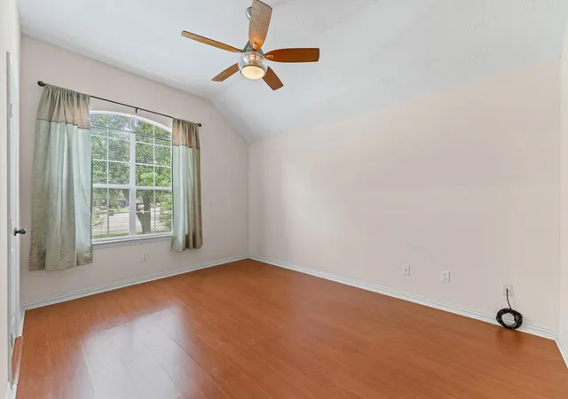 5th image of 14115 Sandhill Crane Dr, Houston, TX 77044 | MLS# 92805927