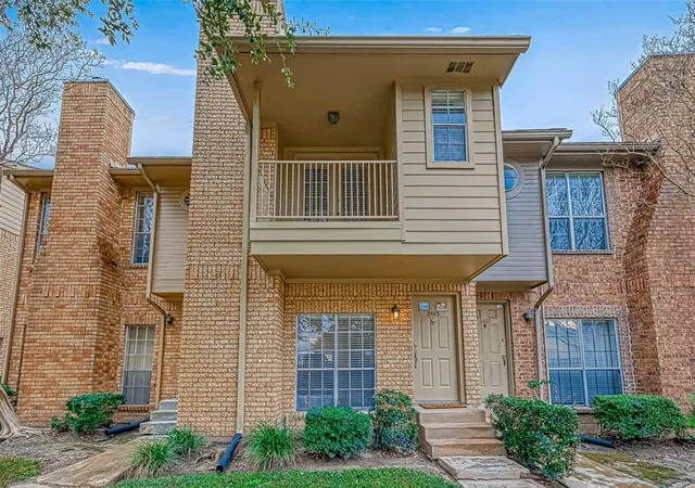 Condominium at 11201 Lynbrook Dr #2403, Houston, TX 77042 | MLS# 39335561 | | Sold on 2023-01-24