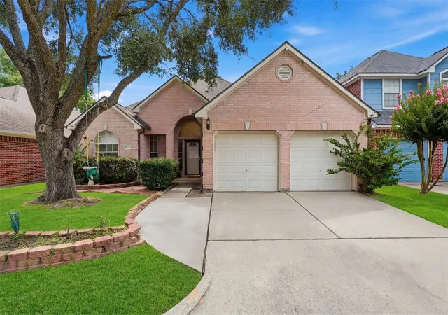 Photo 1 of Single family home for sale at 8510 Mayside Ln, Houston, TX 77040 | MLS# 98581675 | Listing updated on 2026-08-30