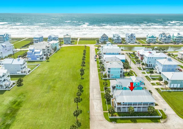 Photo 3 of Single family home for sale at 3802 Sea Urchin, Galveston, TX 77554 | MLS# 70856808 | Listing updated on 2026-07-29