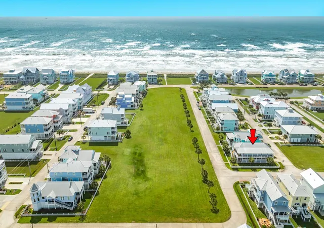 Photo 4 of Single family home for sale at 3802 Sea Urchin, Galveston, TX 77554 | MLS# 70856808 | Listing updated on 2026-07-29