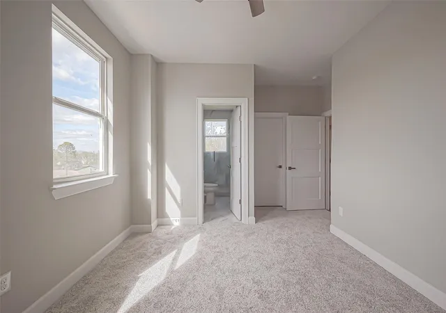 40th image of 4746 E Mallow St E, Houston, TX 77033 | MLS# 2337111