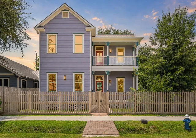 Photo 1 of Single family home for sale at 1521 Ovid St, Houston, TX 77007 | MLS# 28949476 | Listing updated on 2026-09-16