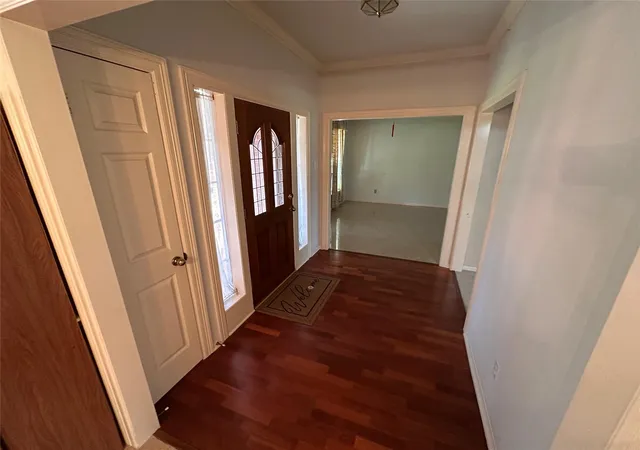 Photo 3 of Single family home for sale at 4506 Colony Hills Dr, Sugar Land, TX 77479 | MLS# 65887551 | Listing updated on 2026-09-01