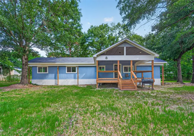 Photo 1 of Single family home for sale at 127 Pine Wood, Trinity, TX 75862 | MLS# 14227713 | Listing updated on 2026-08-30