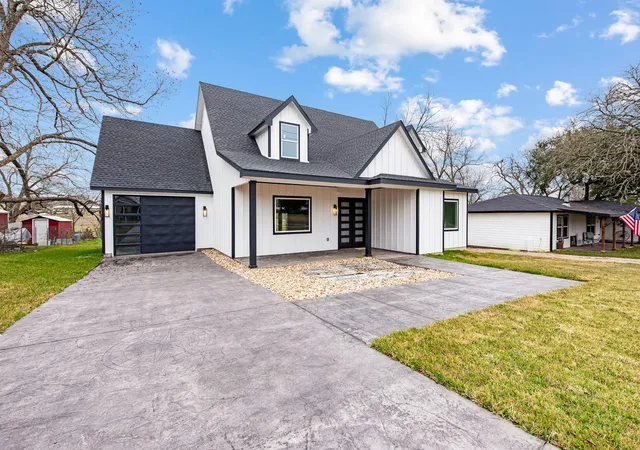 Photo 2 of Single family home for sale at 188 Hill St, Anderson, TX 77830 | MLS# 81640983 | Listing updated on 2026-08-25