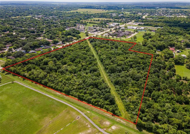 Photo 3 of Land for sale at 00 County Rd 424, Alvin, TX 77511 | MLS# 4951215 | Listing updated on 2026-03-31