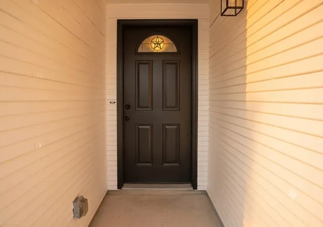 Photo 3 of Single family home for sale at 13423 Highland Castle Ln, Houston, TX 77015 | MLS# 28883111 | Listing updated on 2026-07-24