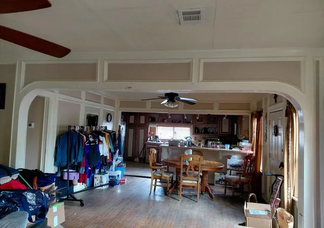Photo 4 of Single family home for sale at 2621 Eastman St, Houston, TX 77009 | MLS# 2347407 | Listing updated on 2026-07-07